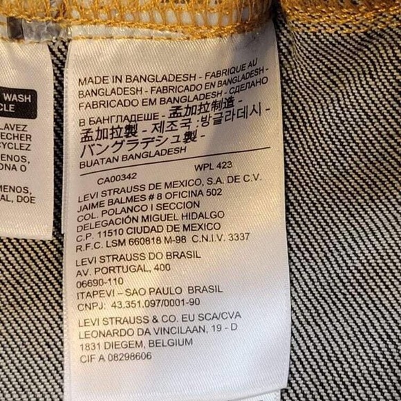 Levis Womens Denim Trucker Boxy Jean Jacket Size Large Blue Cotton Boxy - Picture 8 of 9